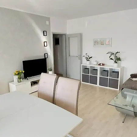 Apartment Near Fazana-500 From The Sea *