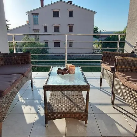 Apartment Near Fazana-500 From The Sea *